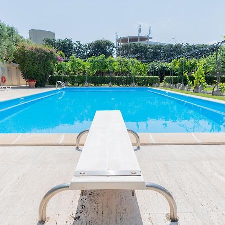 Villa Luisa Бари Екстериор снимка