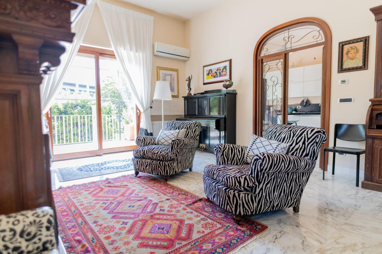 Villa Luisa Бари Екстериор снимка
