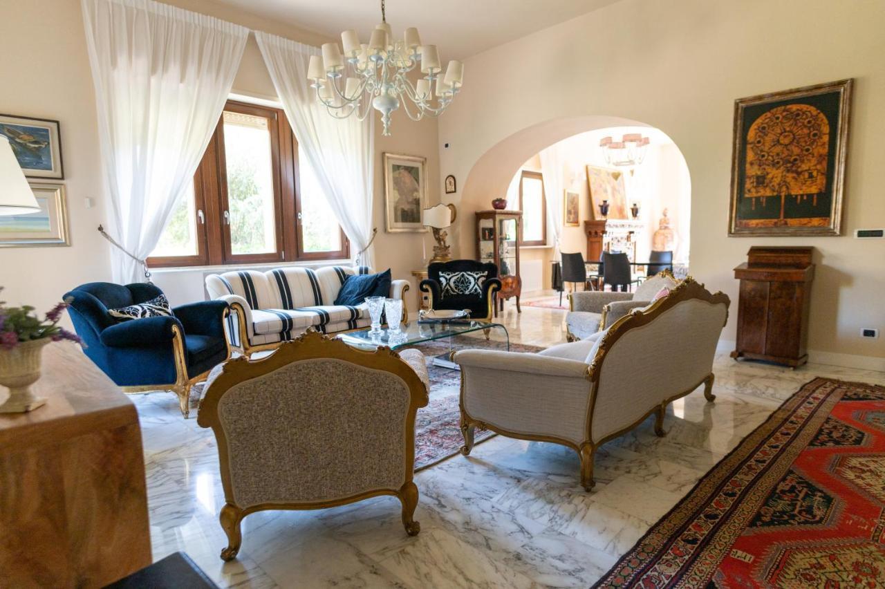 Villa Luisa Бари Екстериор снимка