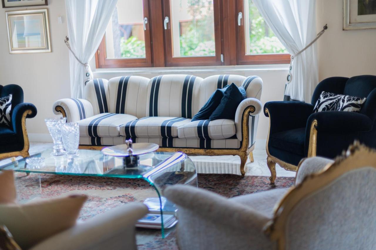 Villa Luisa Бари Екстериор снимка